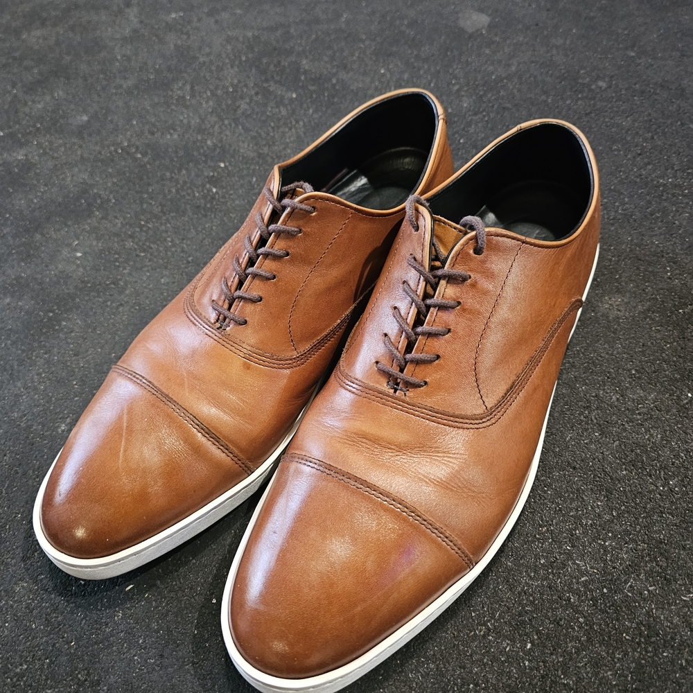 Allen Edmonds Tan Leather Oxfords
